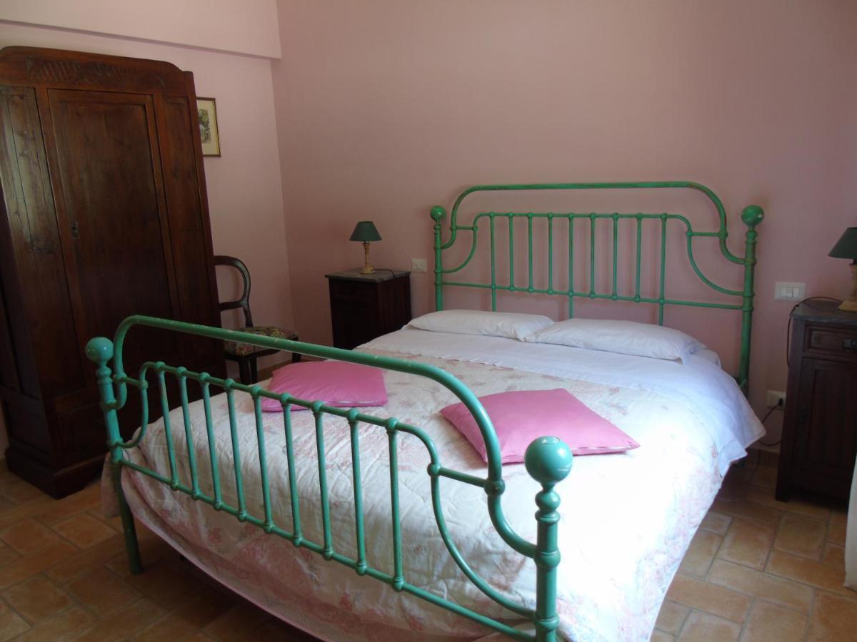 Agriturismo Camera Rosa 토티 외부 사진