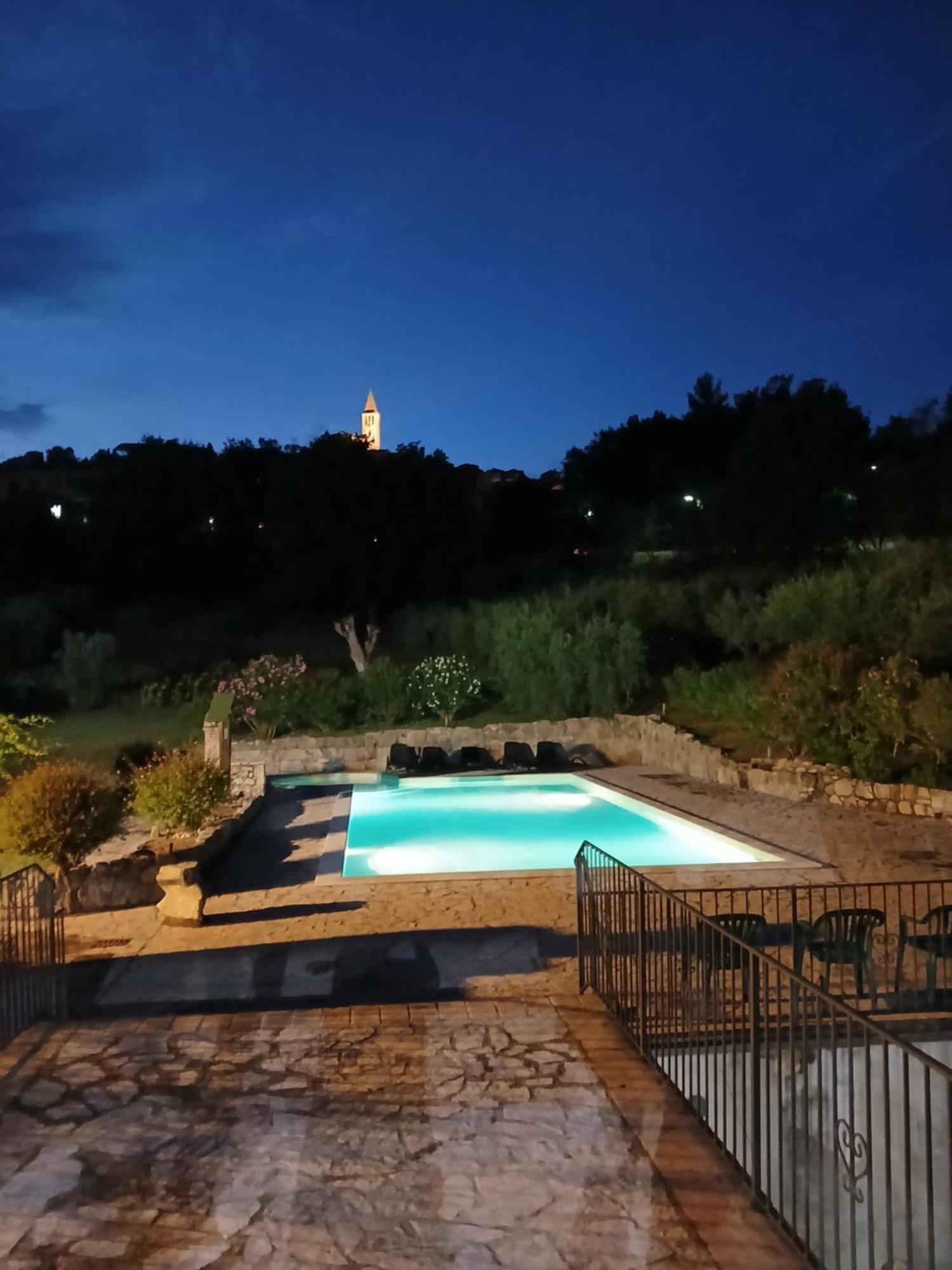 Agriturismo Camera Rosa 토티 외부 사진